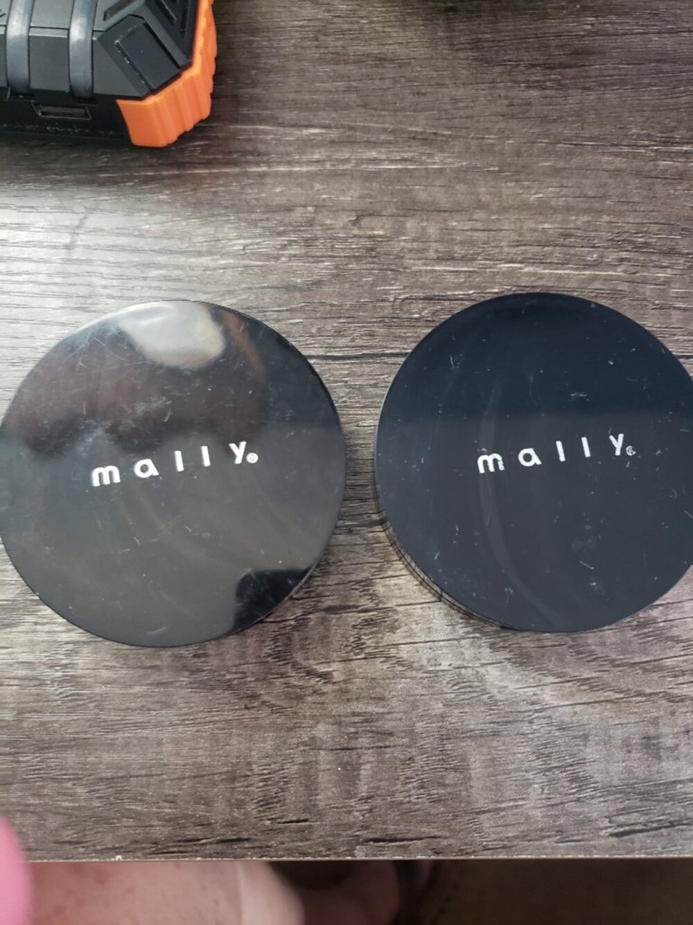 Mally 2-Glowing Goddess Illuminator - Rosy Glow Compacts (Set of 2) NEW!!!